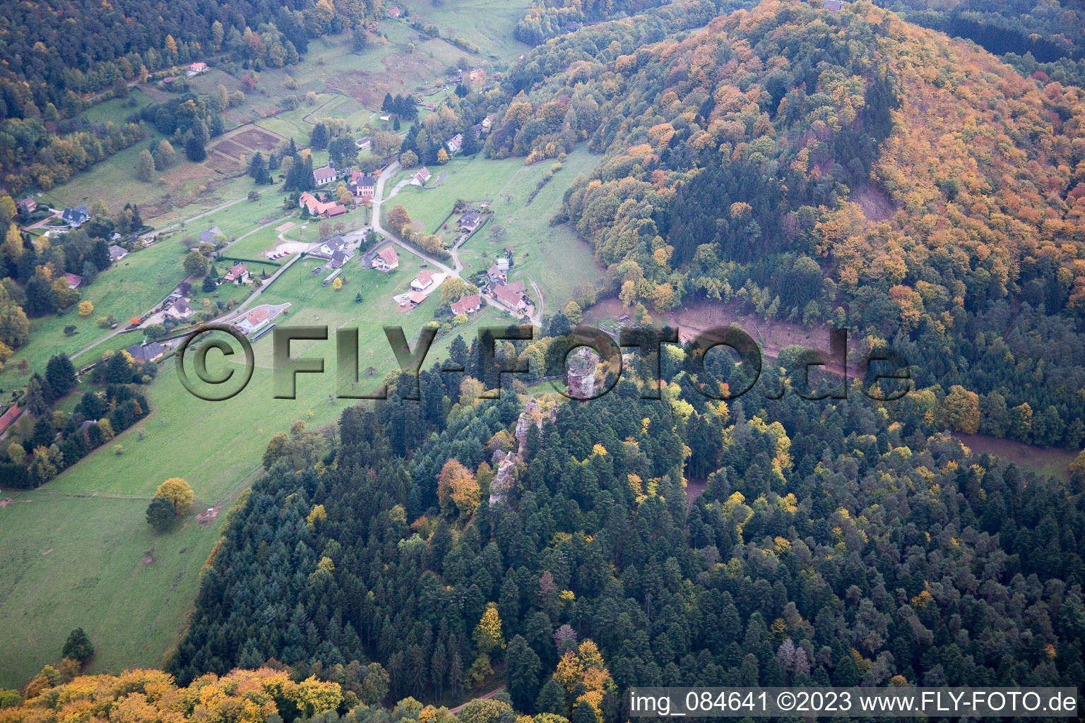 Windstein im Bundesland Bas-Rhin, Frankreich aus der Luft betrachtet