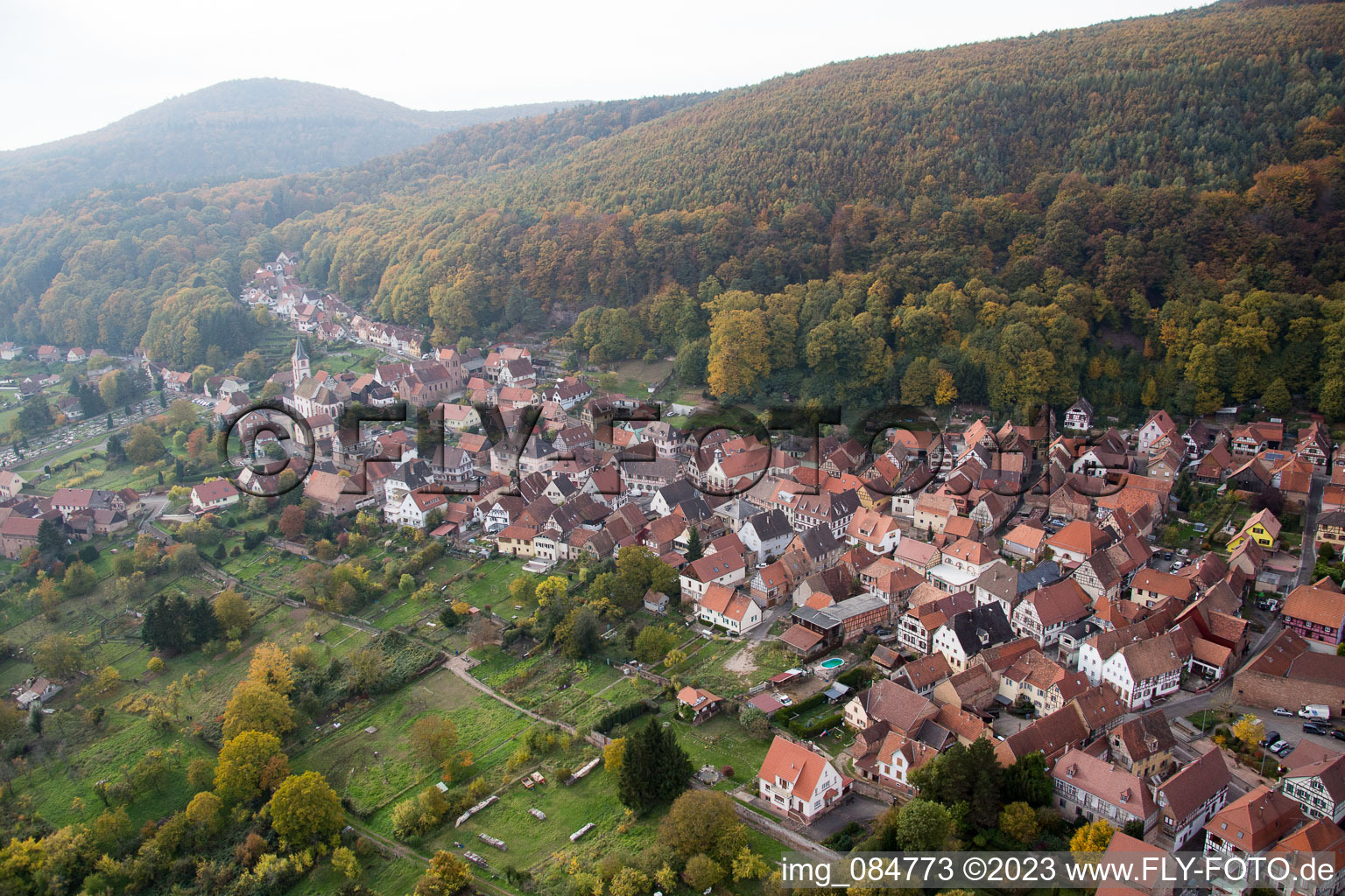 Luftbild von Oberbronn im Bundesland Bas-Rhin, Frankreich
