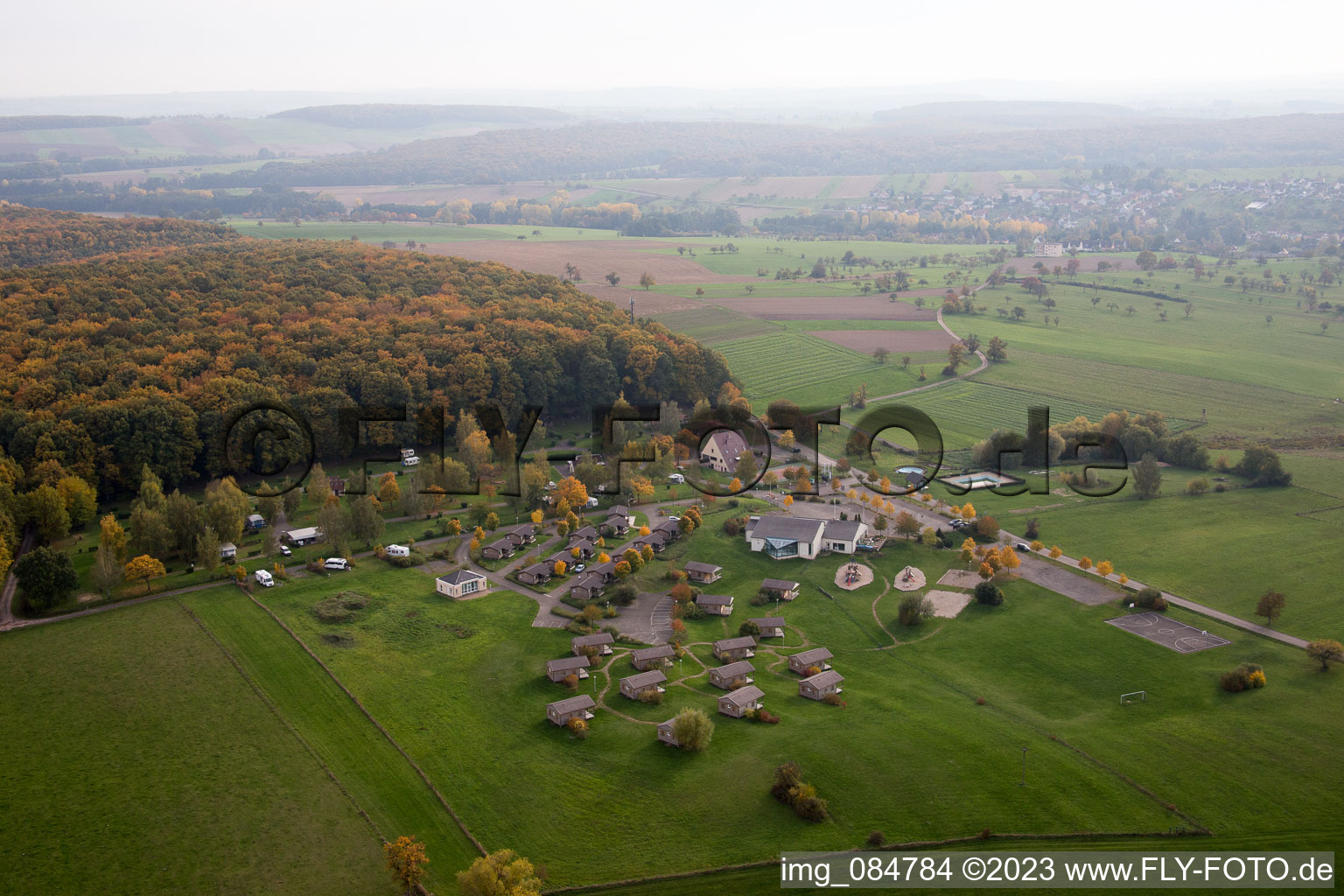 Luftbild von Oberbronn, Camping de l'Oasis im Bundesland Bas-Rhin, Frankreich
