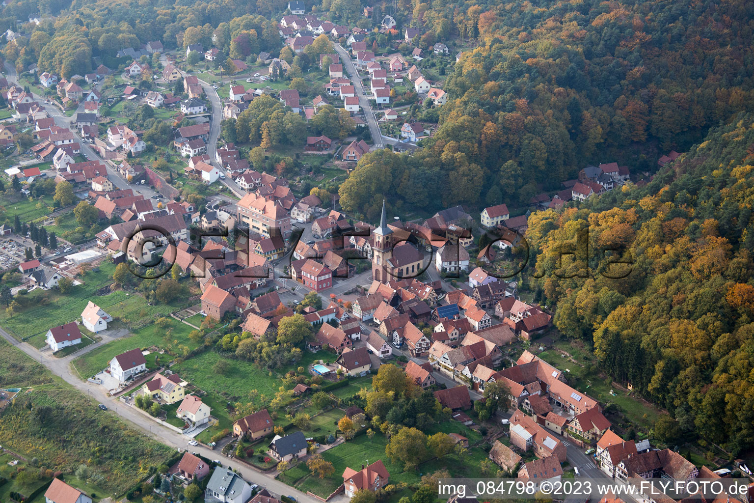 Luftaufnahme von Offwiller im Bundesland Bas-Rhin, Frankreich