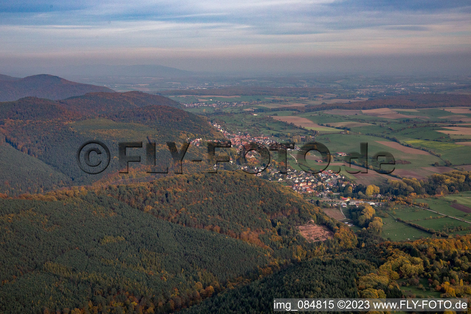 Rothbach im Bundesland Bas-Rhin, Frankreich von oben