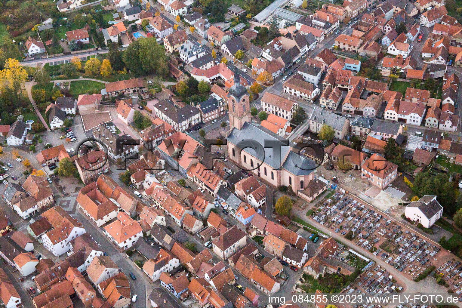 Reichshoffen im Bundesland Bas-Rhin, Frankreich von oben