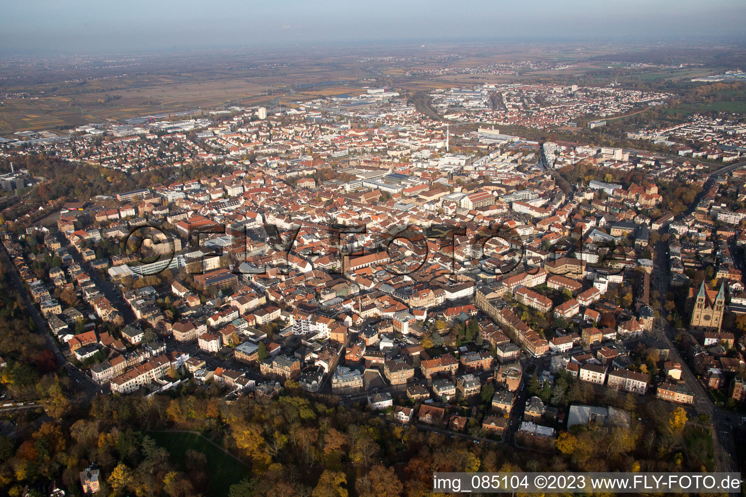 Landau in der Pfalz im Bundesland Rheinland-Pfalz, Deutschland von oben gesehen