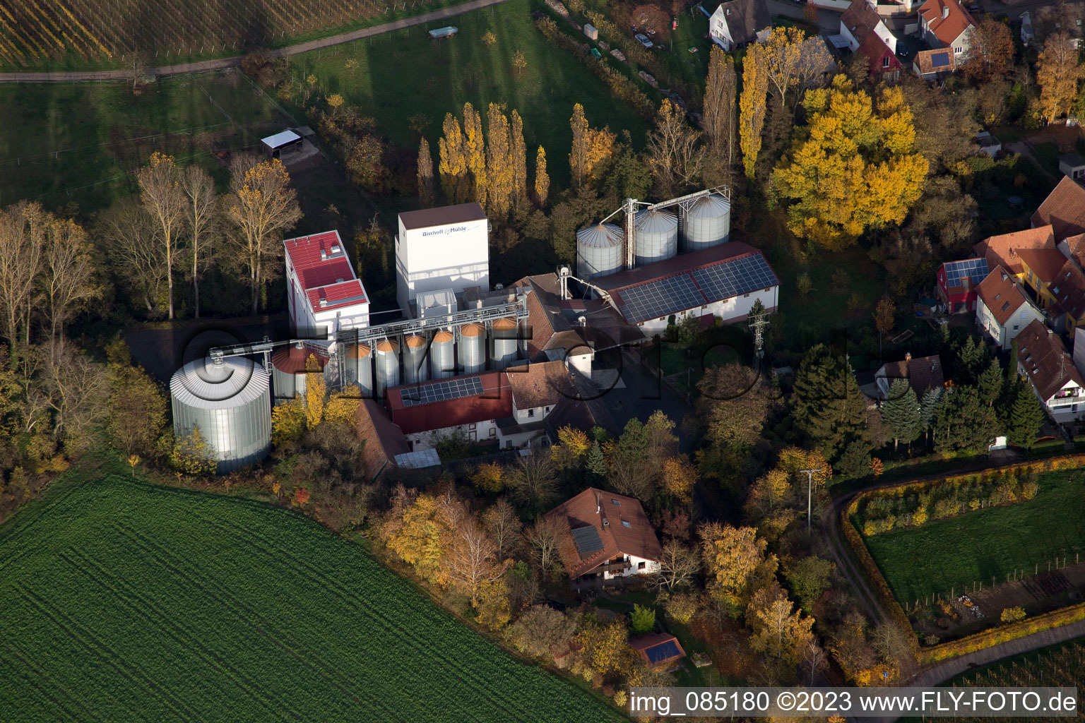 Luftaufnahme von Bischoff-Mühl im Ortsteil Appenhofen in Billigheim-Ingenheim im Bundesland Rheinland-Pfalz, Deutschland