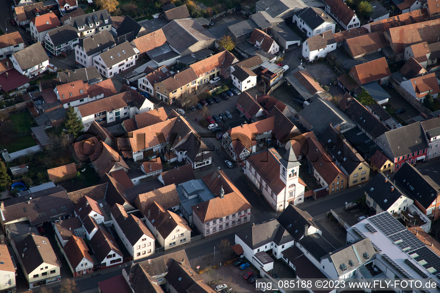 Luftbild von Ortsteil Ingenheim in Billigheim-Ingenheim im Bundesland Rheinland-Pfalz, Deutschland