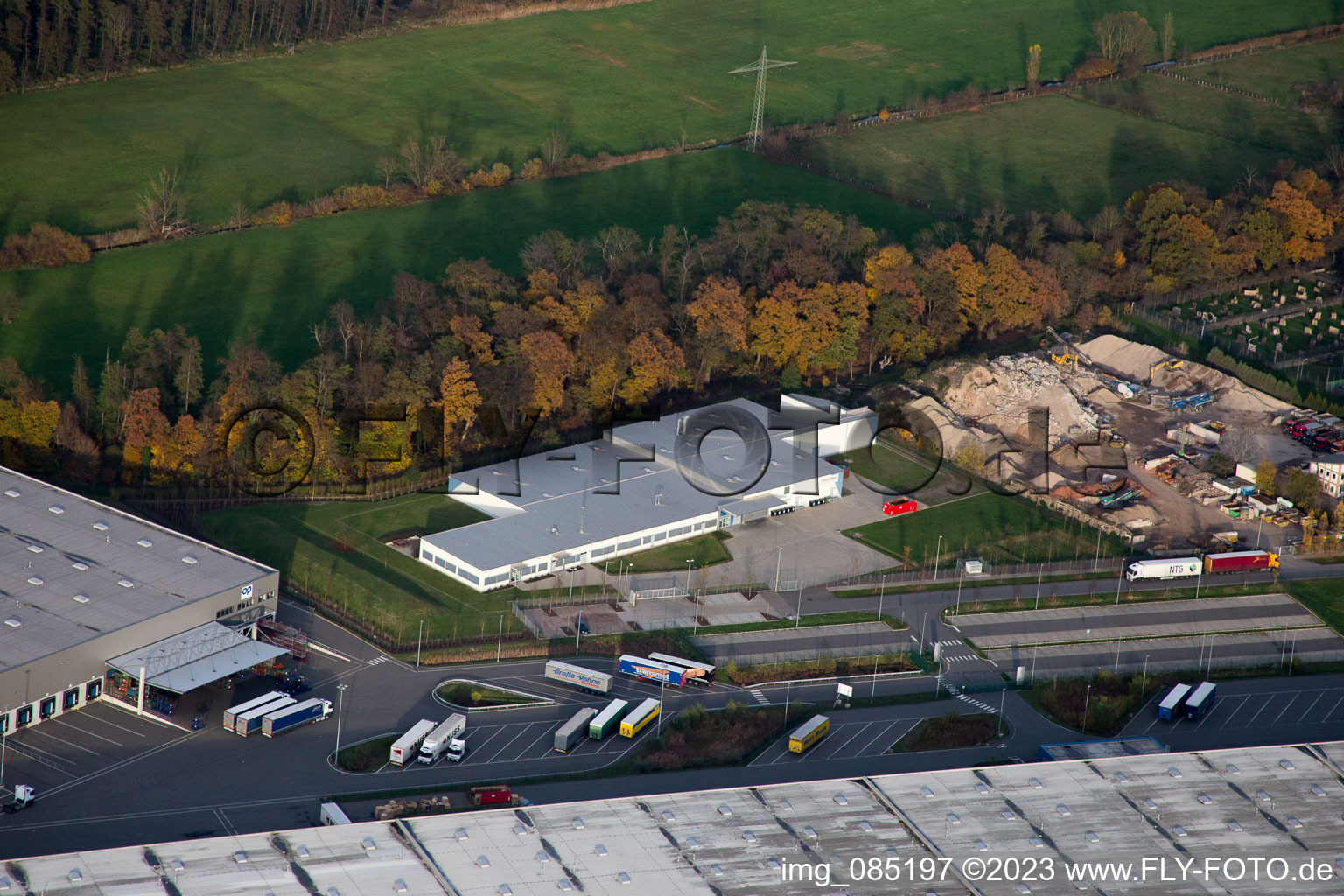 Minderslachen, Gewerbegebiet Horst, Alfa Aesar GmbH in Kandel im Bundesland Rheinland-Pfalz, Deutschland von oben