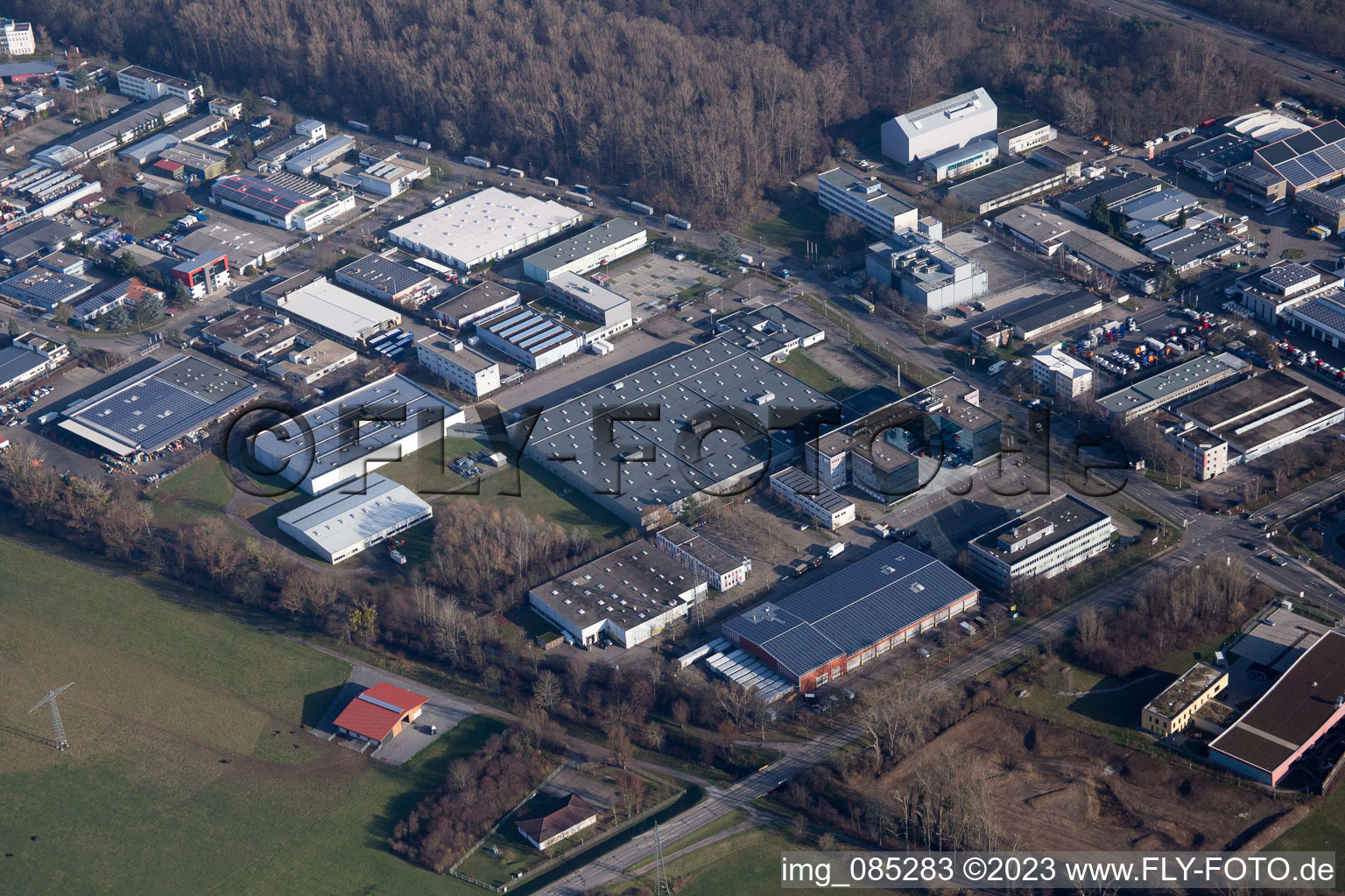 Luftbild von An der Roßweid im Ortsteil Grötzingen in Karlsruhe im Bundesland Baden-Württemberg, Deutschland
