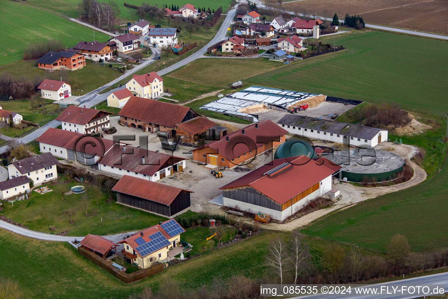 Schrägluftbild von Bad Birnbach im Bundesland Bayern, Deutschland