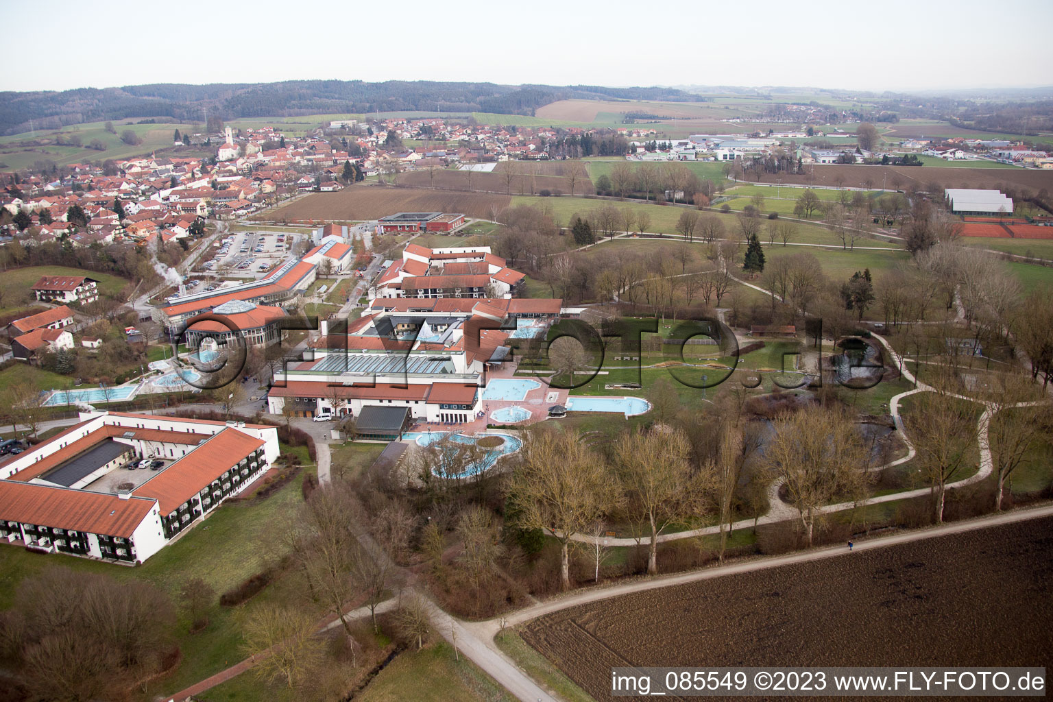 Luftaufnahme von Bad Birnbach, Rottal-Therme im Bundesland Bayern, Deutschland