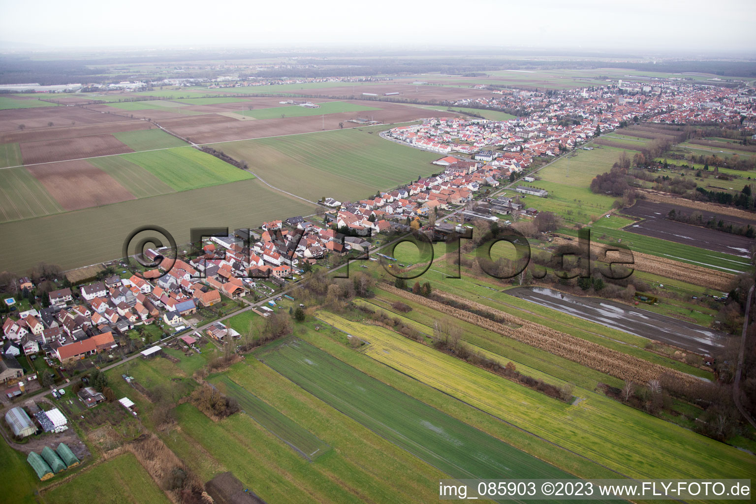Kandel, Saarstr im Bundesland Rheinland-Pfalz, Deutschland aus der Drohnenperspektive