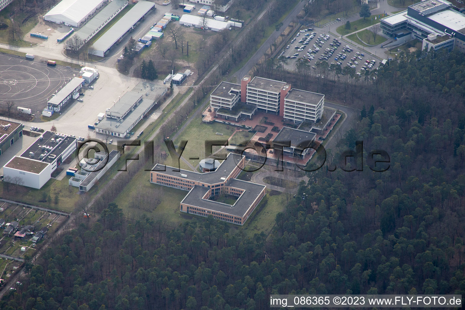 Luftbild von Ortsteil Waldstadt in Karlsruhe im Bundesland Baden-Württemberg, Deutschland