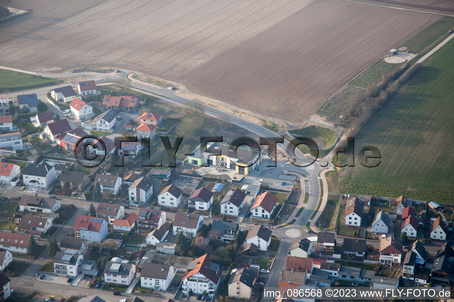 Kandel im Bundesland Rheinland-Pfalz, Deutschland von der Drohne aus gesehen