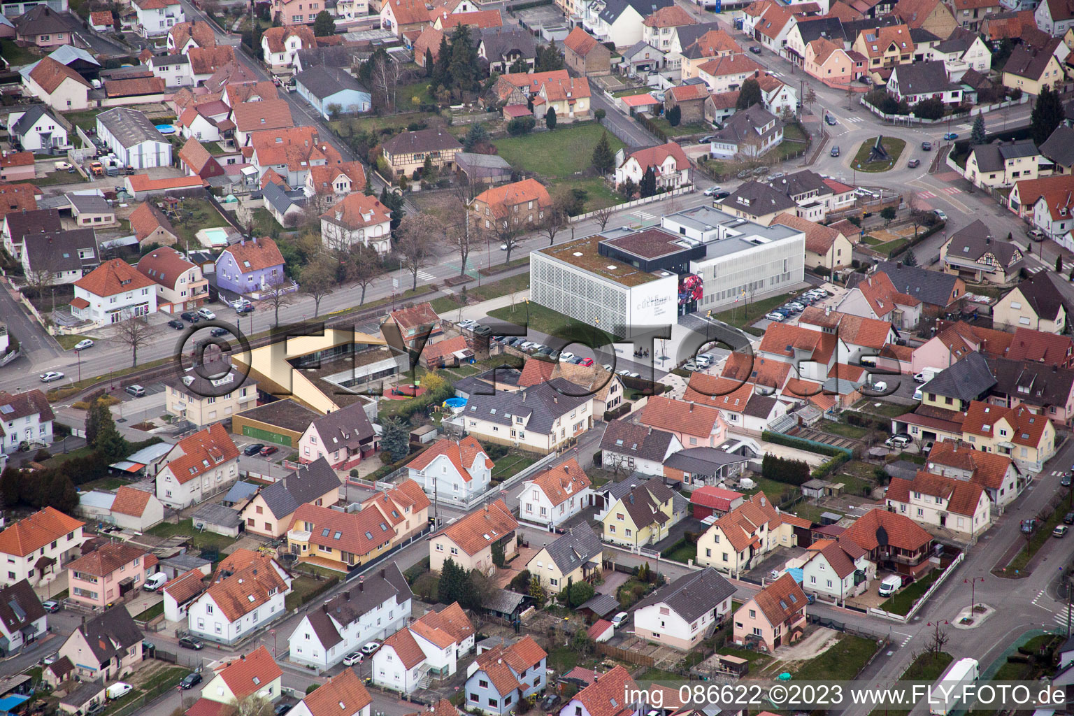Luftaufnahme von Drusenheim im Bundesland Bas-Rhin, Frankreich