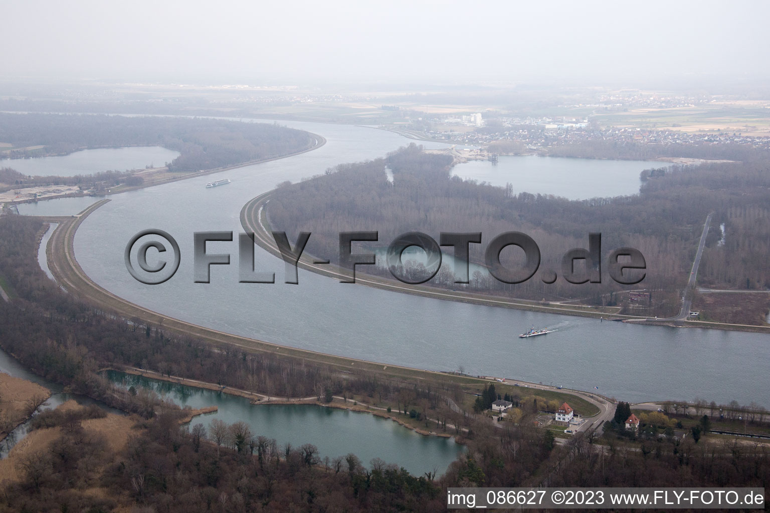 Luftbild von Drusenheim, Rheinfähre im Bundesland Bas-Rhin, Frankreich