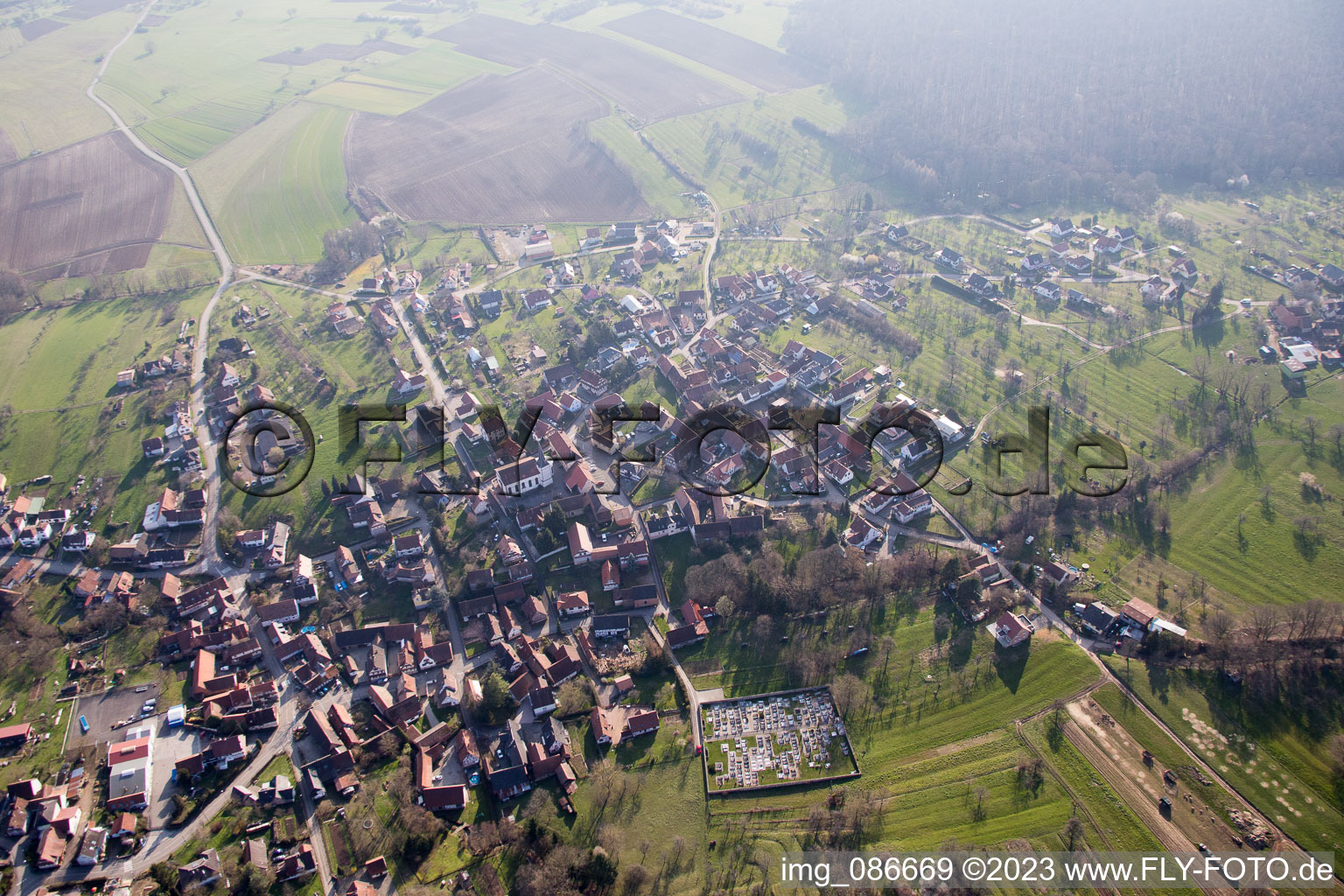 Luftaufnahme von Lampertsloch im Bundesland Bas-Rhin, Frankreich
