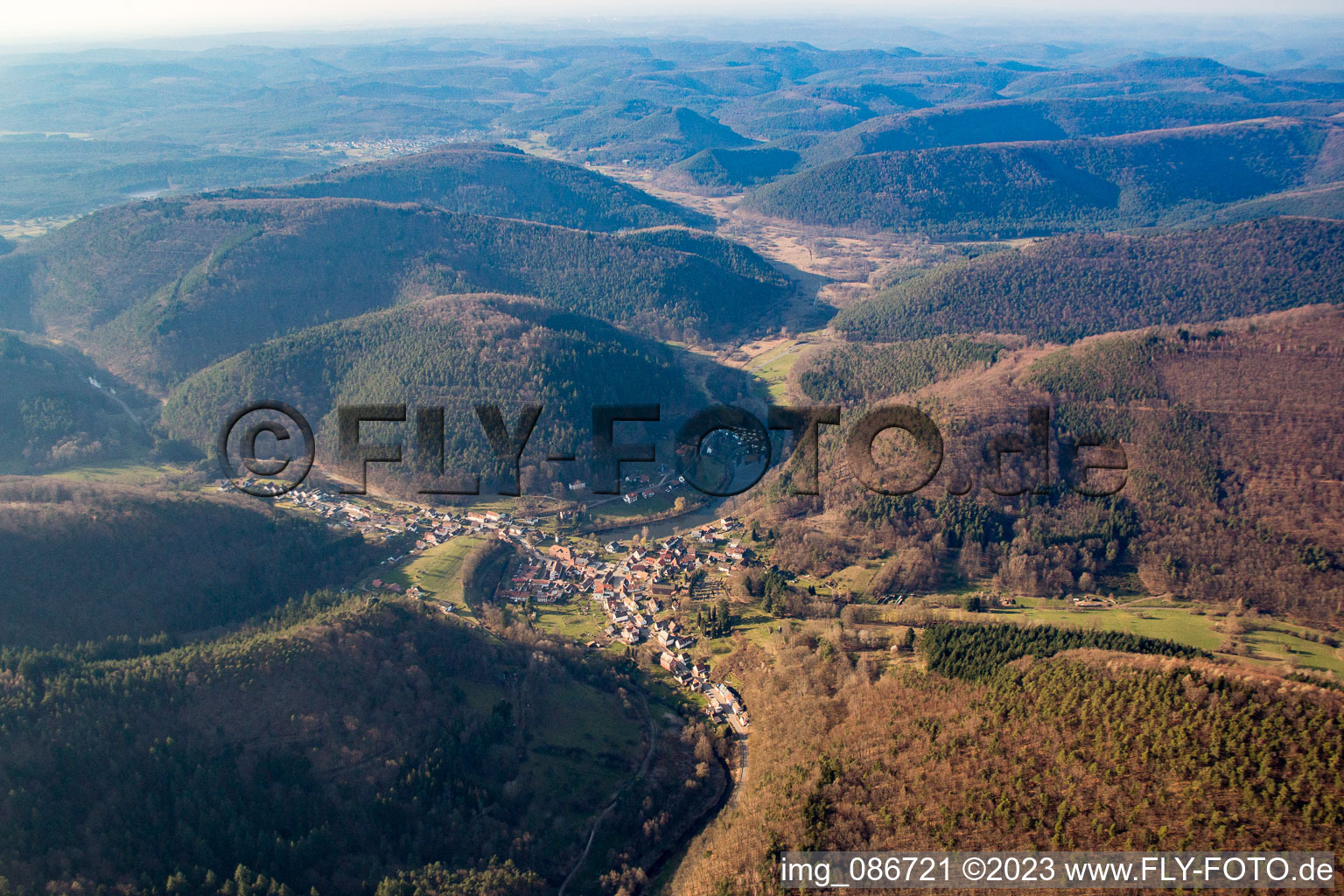 Luftbild von Schönau im Bundesland Rheinland-Pfalz, Deutschland