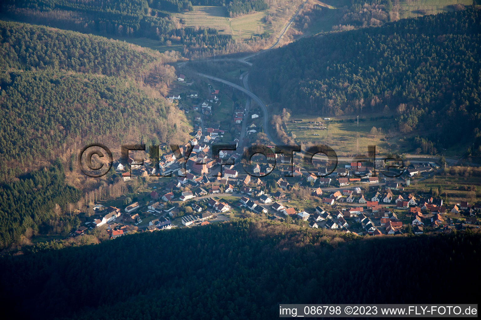 Luftaufnahme von Lug im Bundesland Rheinland-Pfalz, Deutschland