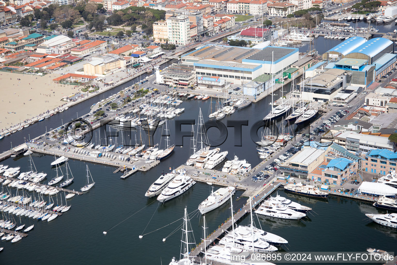 Viareggio im Bundesland Lucca, Italien aus der Luft