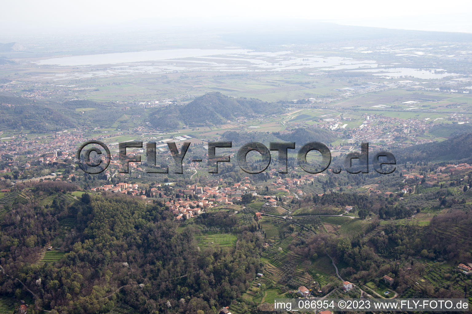 Luftbild von Pedona(I-Toskana) im Bundesland Toscana, Italien