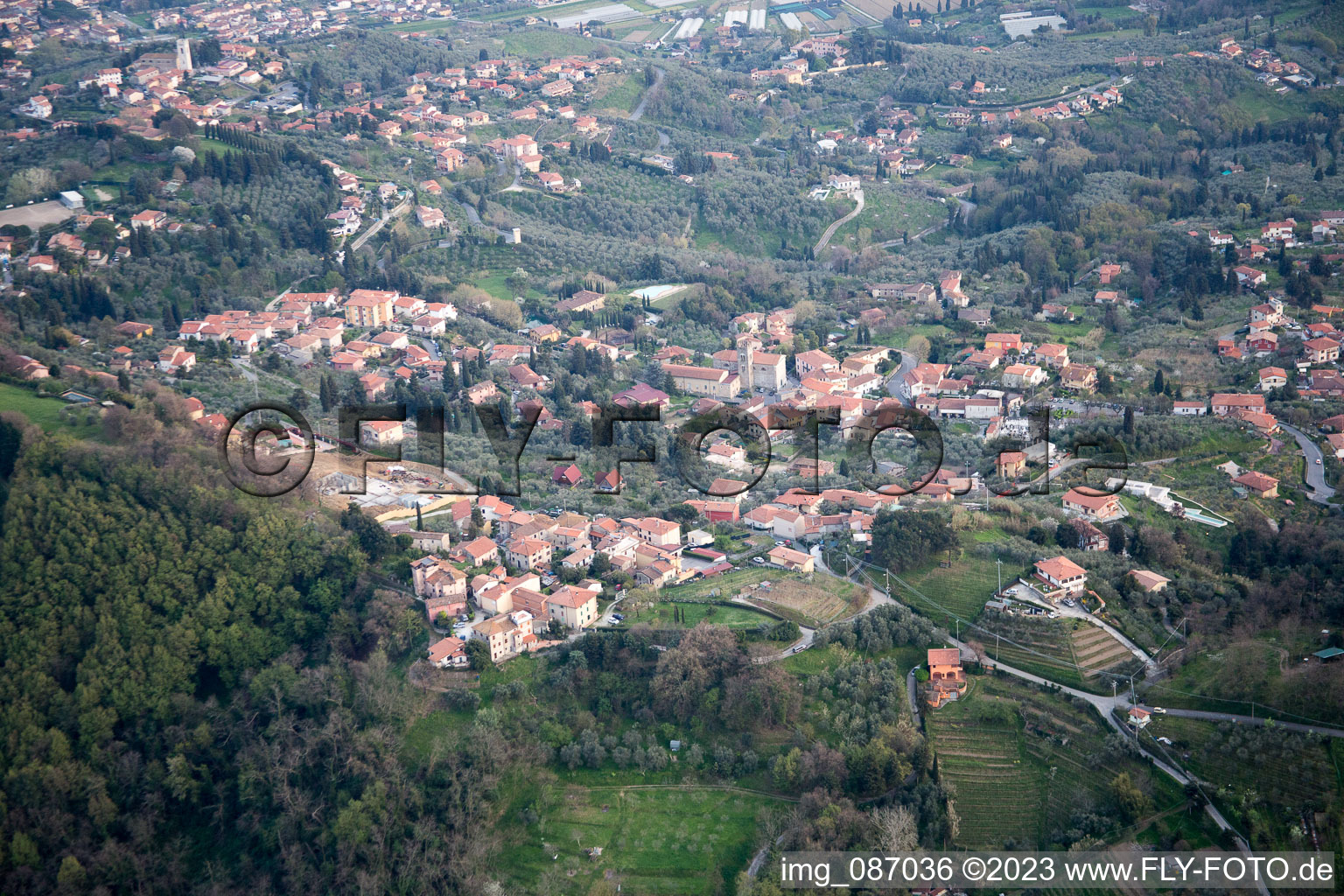 Pedona(I-Toskana) im Bundesland Toscana, Italien vom Flugzeug aus