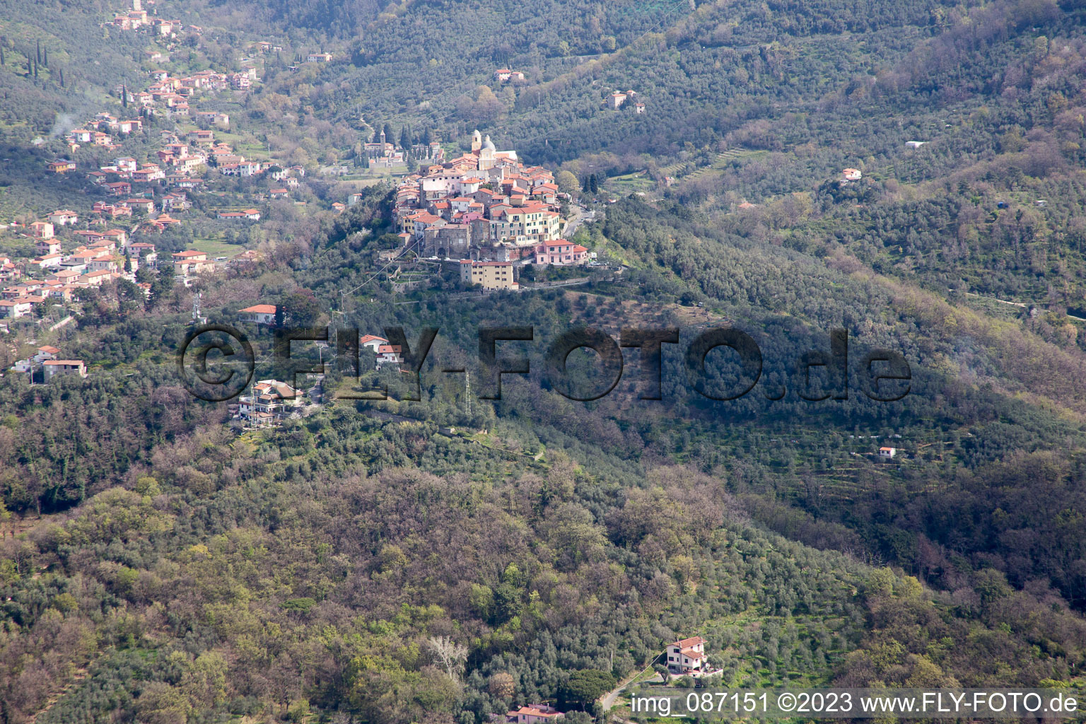 Luftaufnahme von Nicola(I-Ligurien) im Bundesland Liguria, Italien