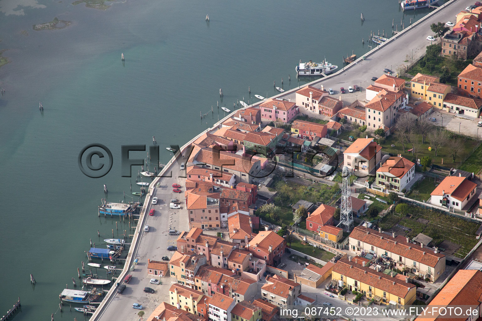 Ortsansicht an der Meeres-Küste Mittelmeer in San Vito in Veneto im Bundesland Venetien, Italien