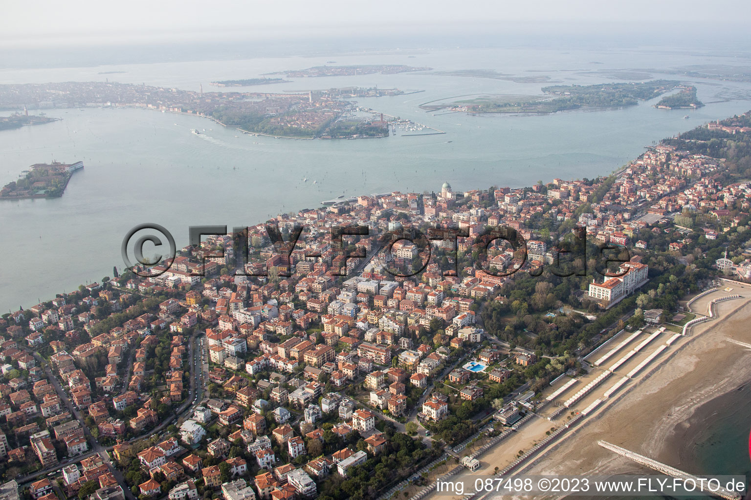 Luftbild von Venedig Lido(I-Venetien) in Venezia, Italien