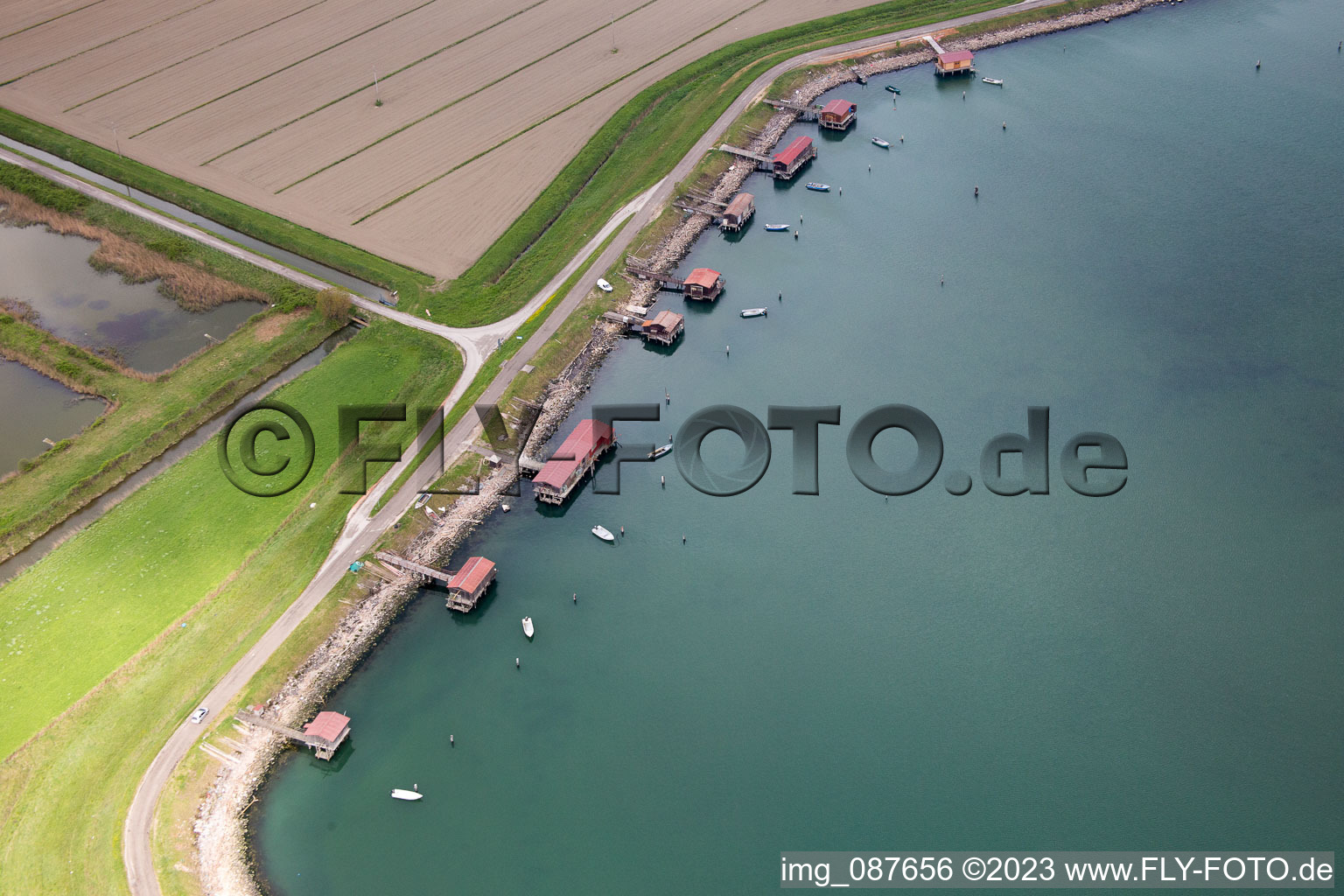 Porto Tolle im Bundesland Venetien, Italien von oben gesehen
