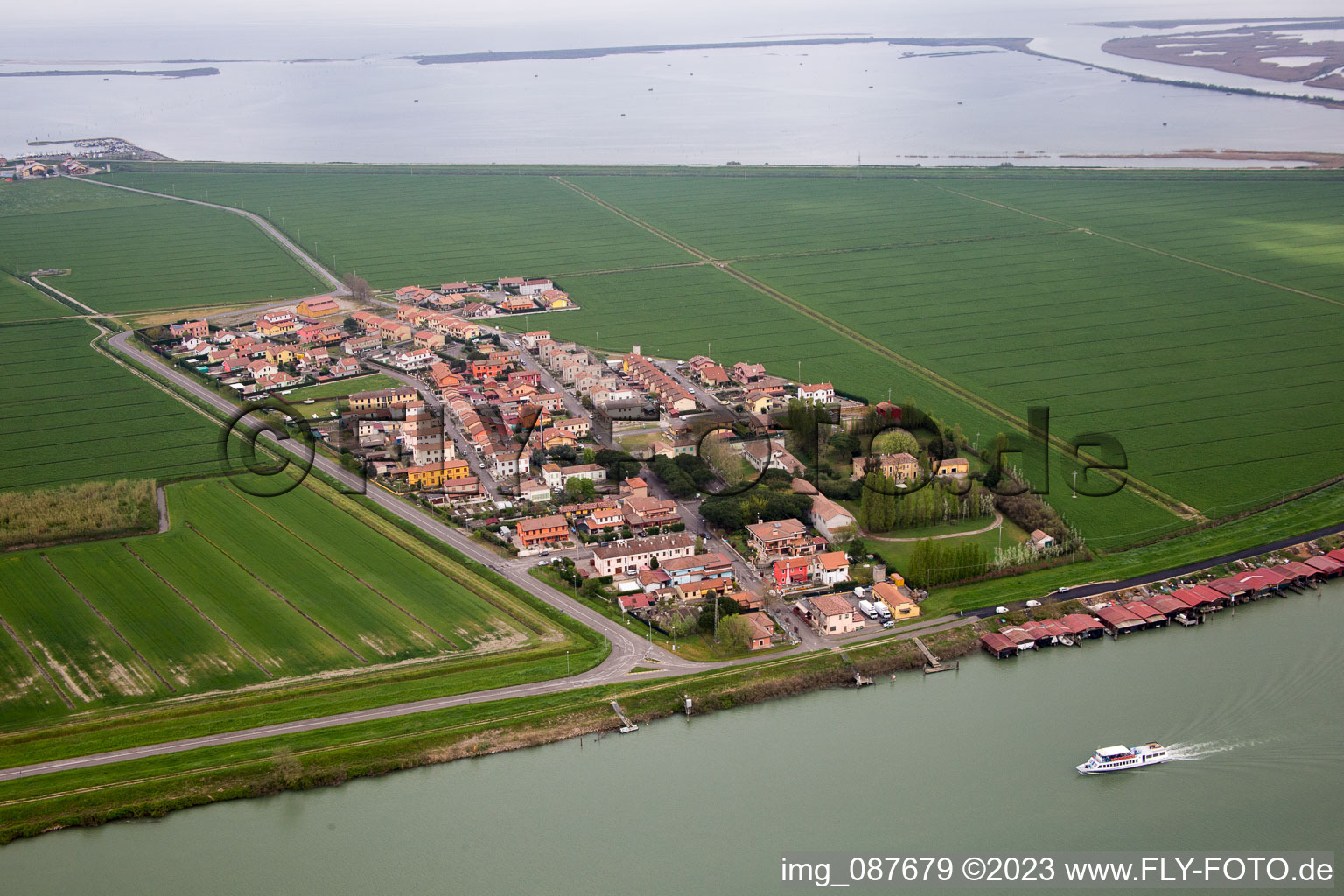 Luftbild von Pila im Bundesland Venetien, Italien