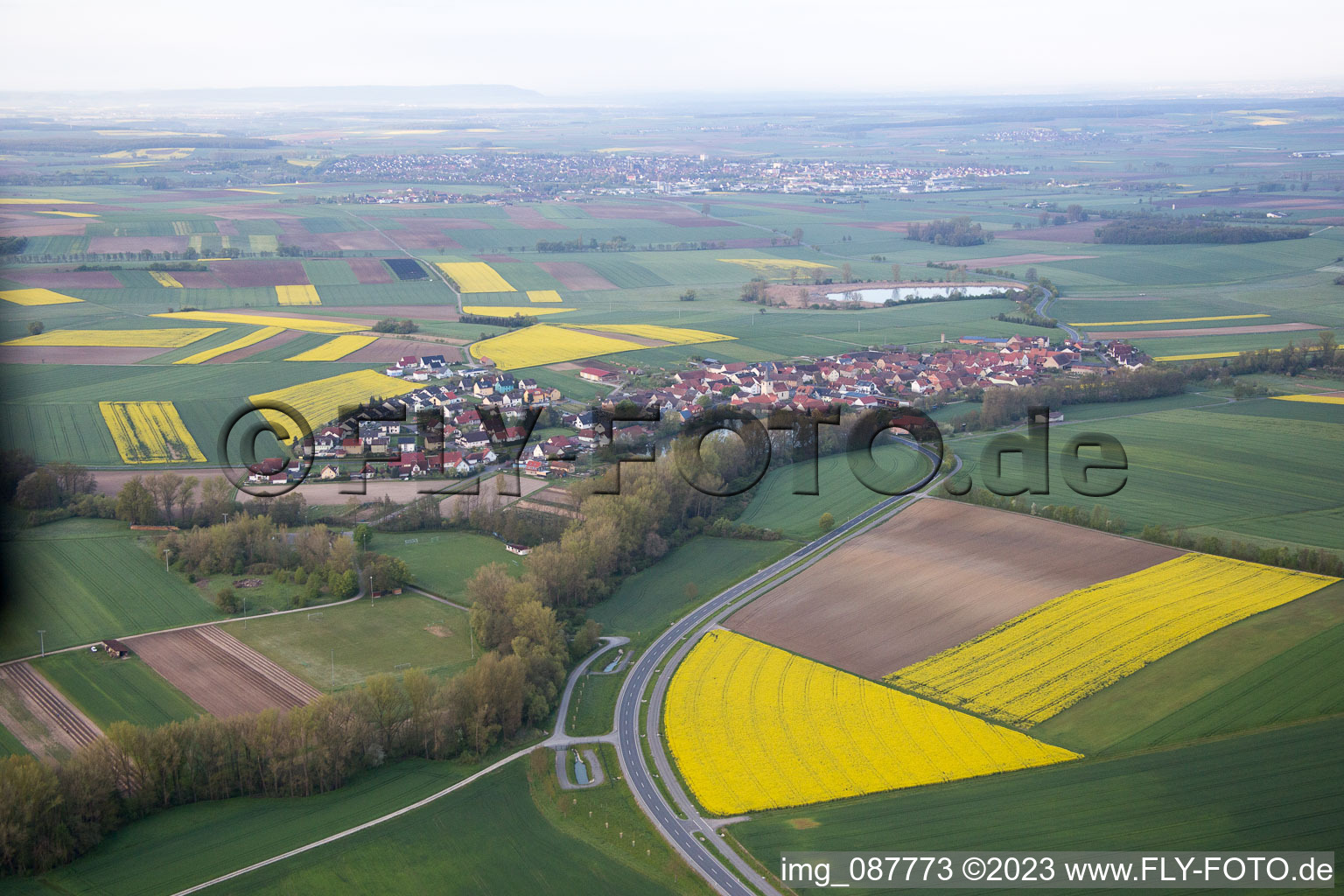 Schrägluftbild von Sulzheim im Bundesland Bayern, Deutschland
