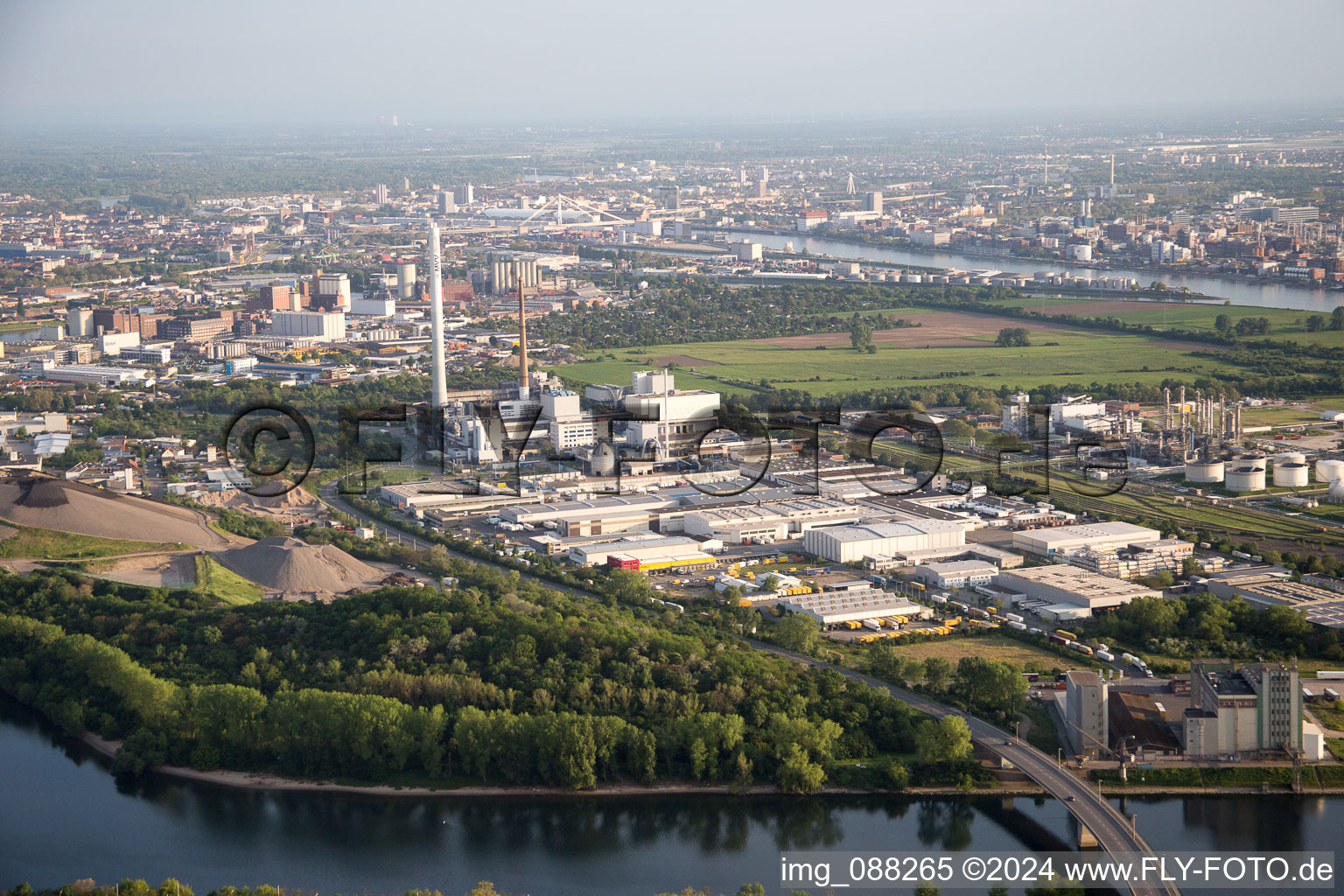 MVV Umwelt im Ortsteil Neckarstadt-West in Mannheim im Bundesland Baden-Württemberg, Deutschland