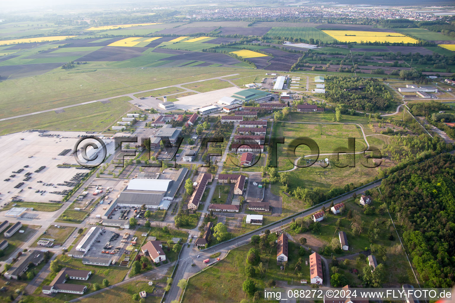 Luftbild von Flugplatz Coleman im Ortsteil Sandhofen in Mannheim im Bundesland Baden-Württemberg, Deutschland