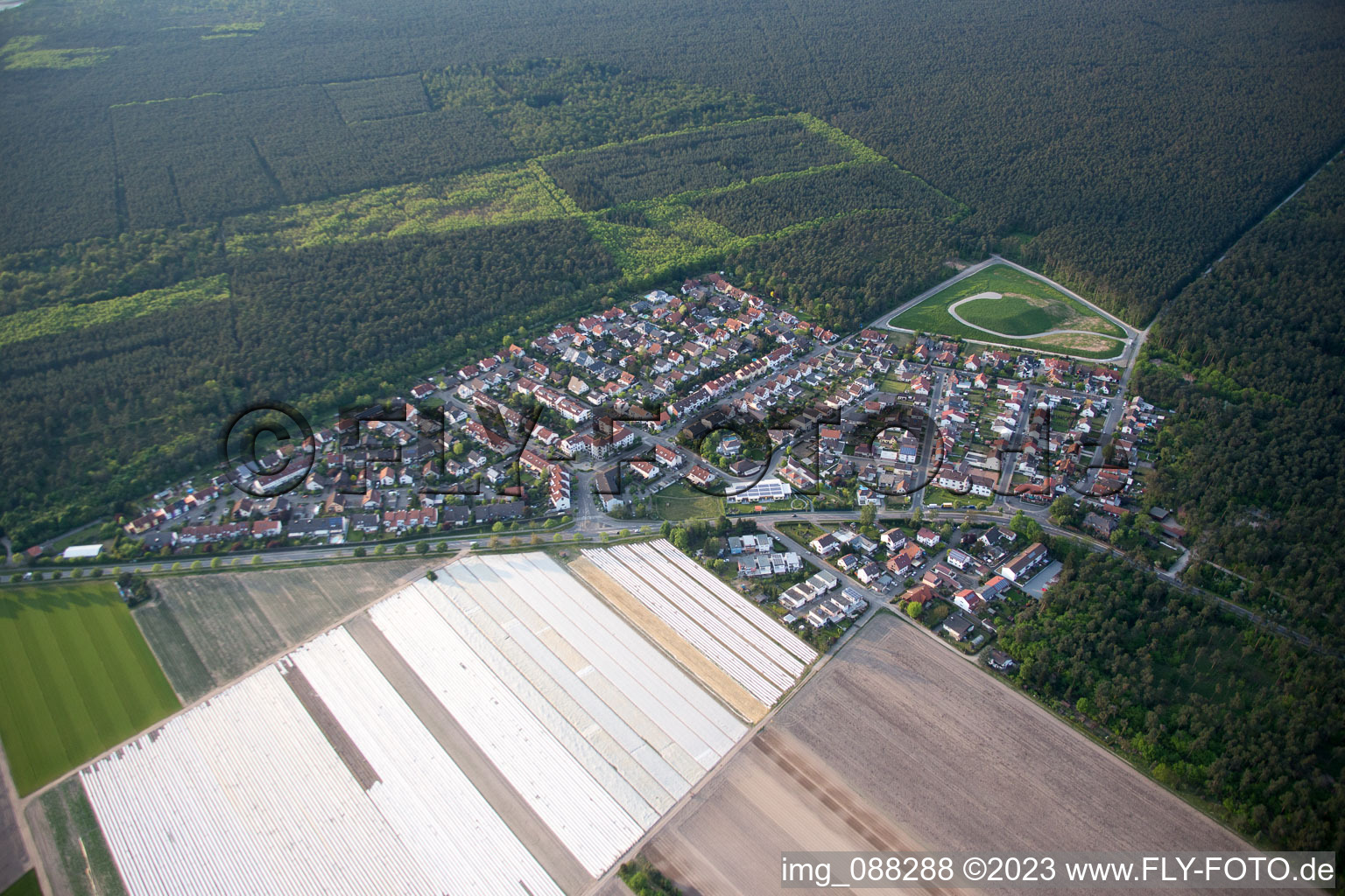Luftaufnahme von Neuschloß im Bundesland Hessen, Deutschland
