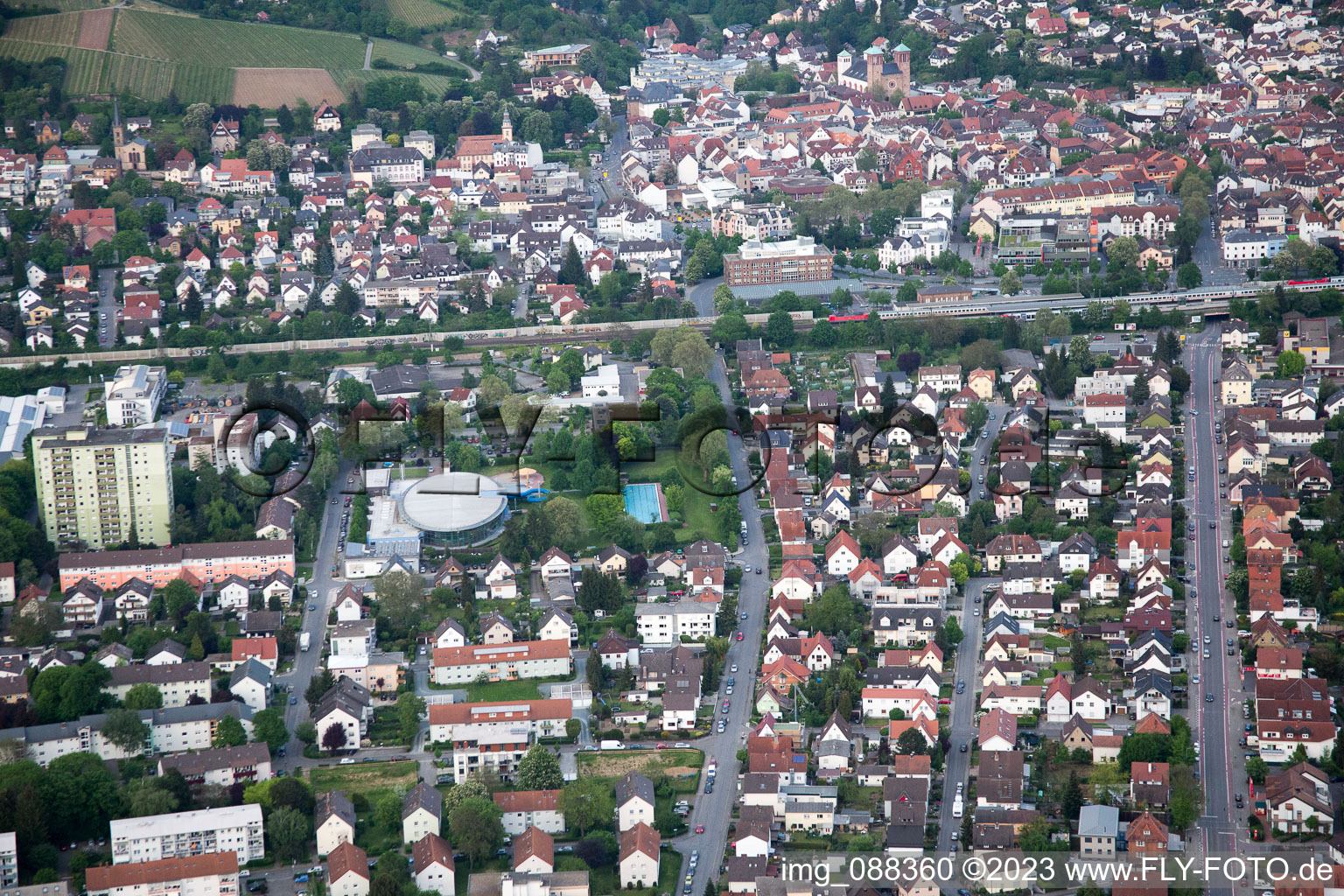 Drohnenaufname von Bensheim im Bundesland Hessen, Deutschland