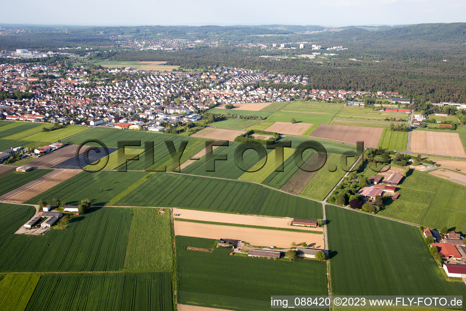 Luftbild von Pfungstadt im Bundesland Hessen, Deutschland