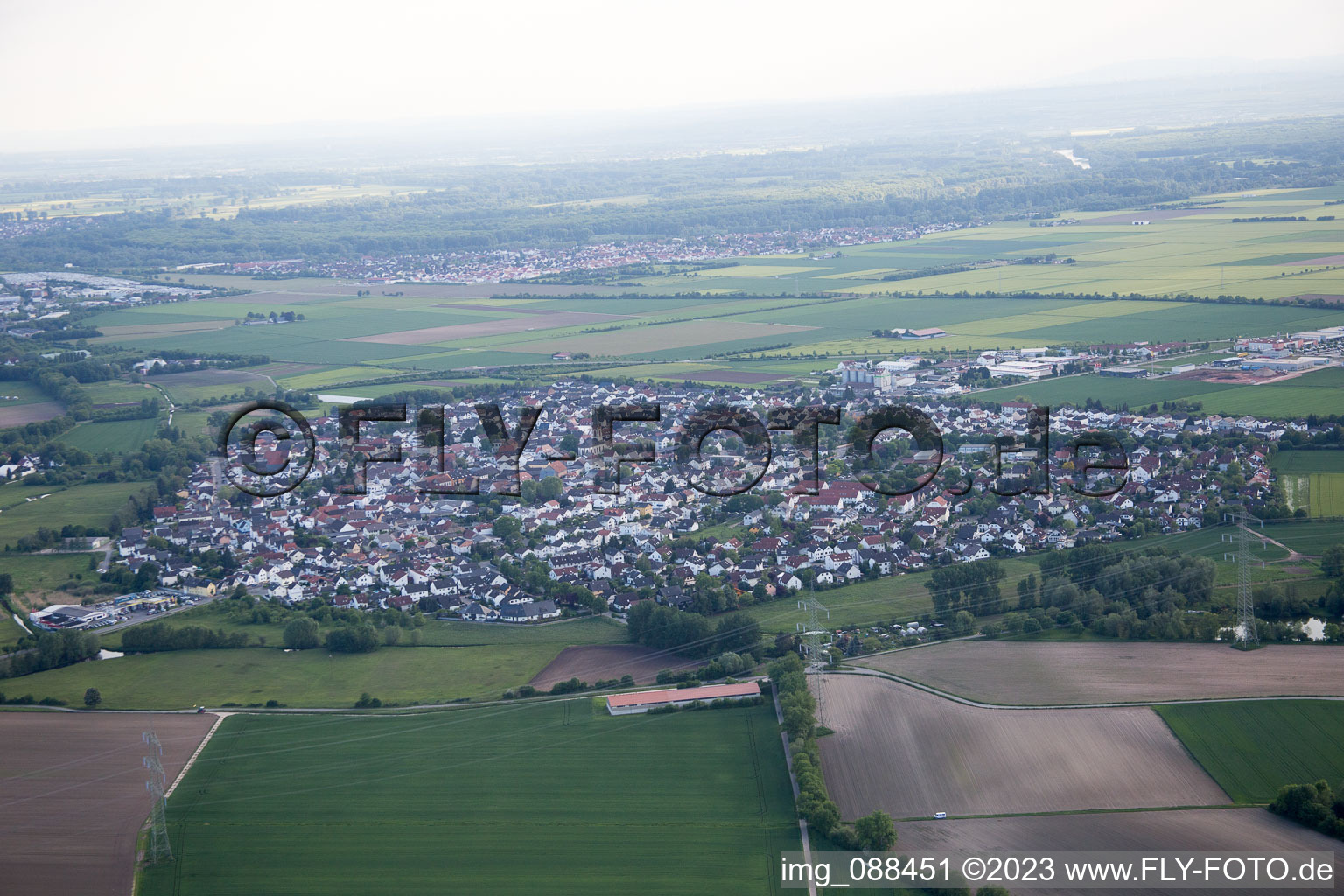 Luftbild von Wolfskehlen im Bundesland Hessen, Deutschland