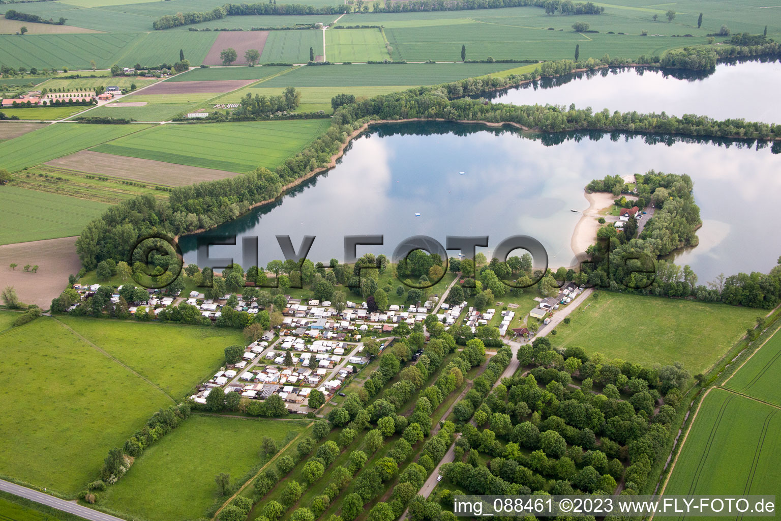 Luftaufnahme von Leeheim im Bundesland Hessen, Deutschland