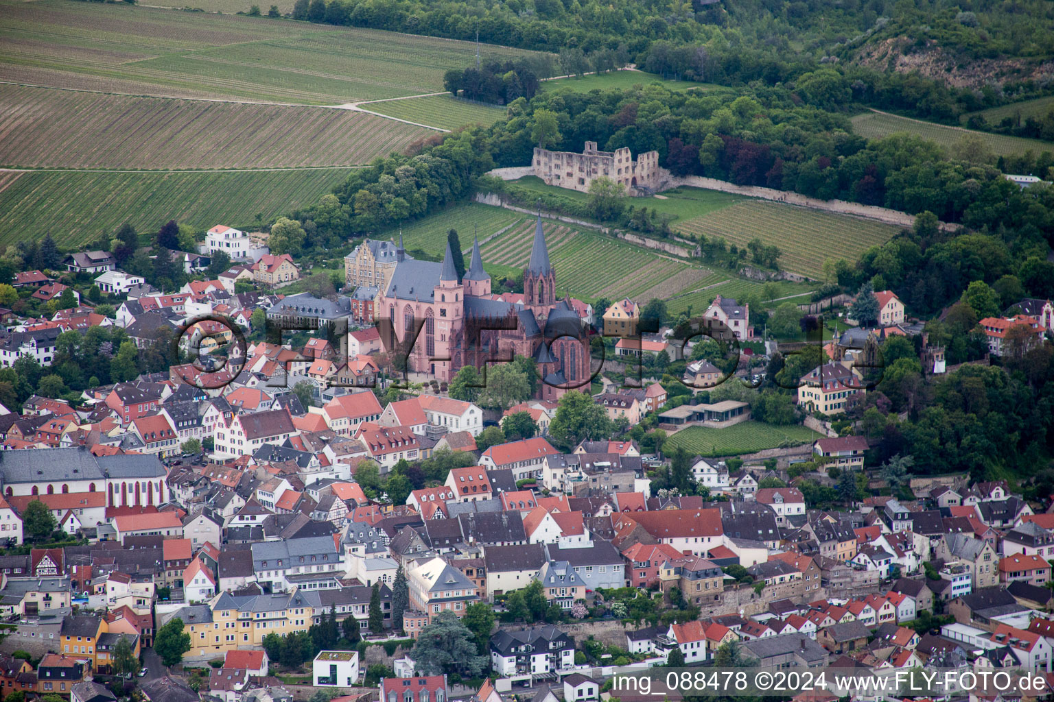 Oppenheim im Bundesland Rheinland-Pfalz, Deutschland aus der Luft betrachtet