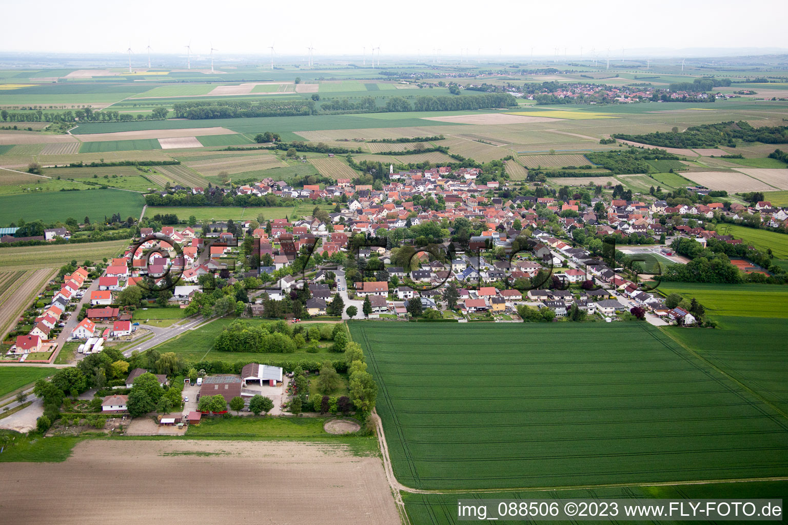 Luftaufnahme von Dalheim im Bundesland Rheinland-Pfalz, Deutschland