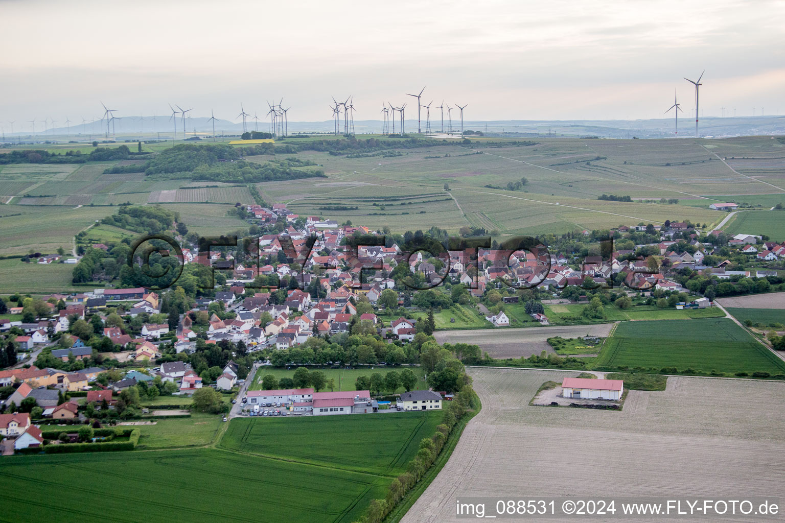 Dorf - Ansicht in Dittelsheim-Heßloch im Bundesland Rheinland-Pfalz, Deutschland