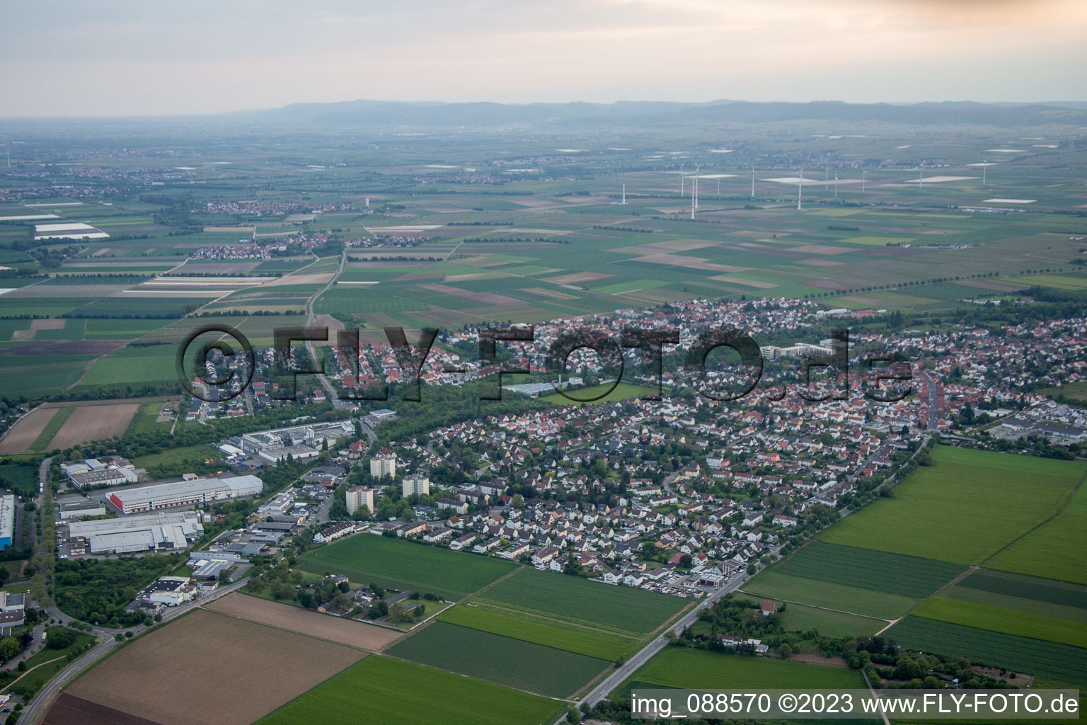 Luftbild von Ortsteil Horchheim in Worms im Bundesland Rheinland-Pfalz, Deutschland