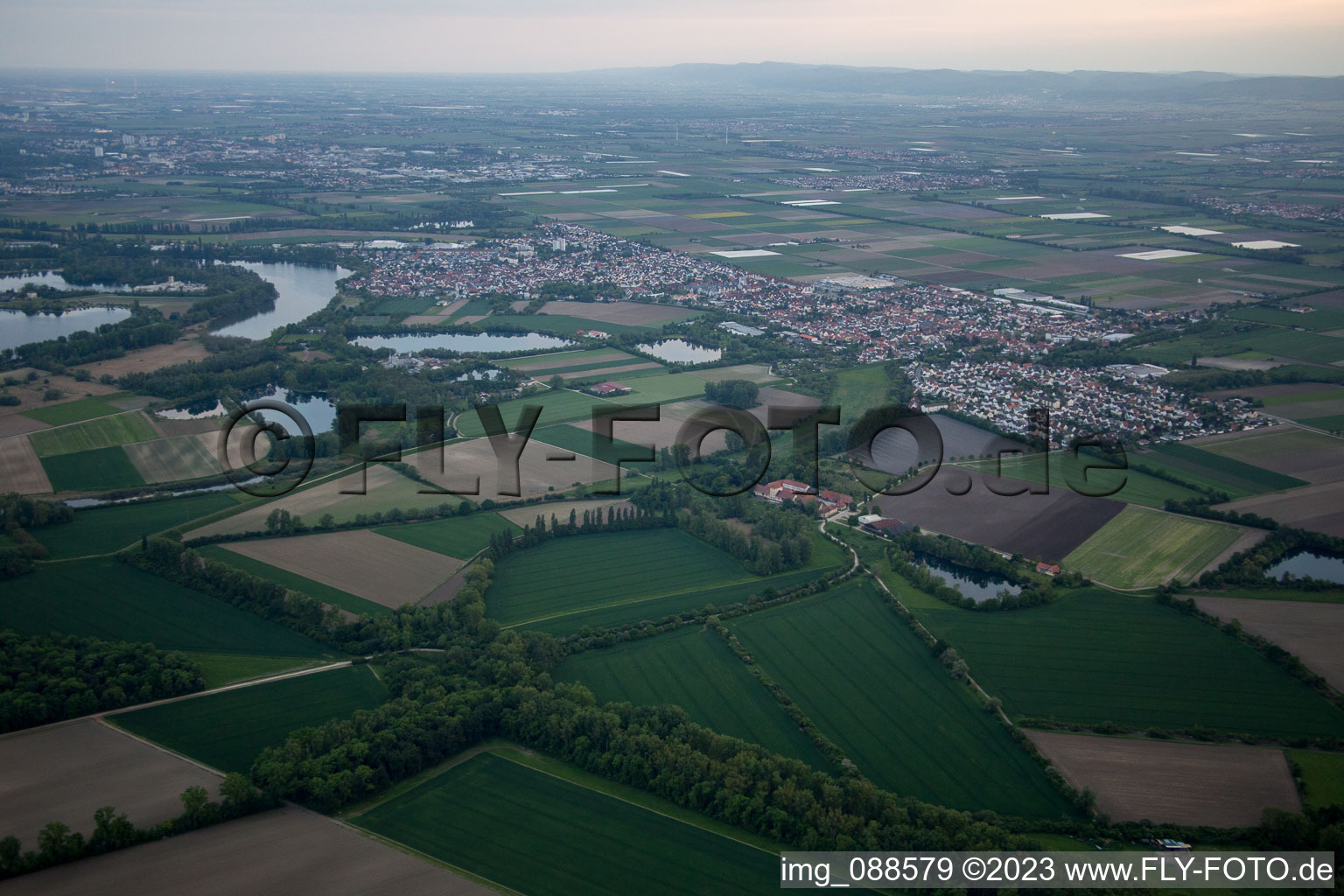 Lampertheim im Bundesland Hessen, Deutschland von einer Drohne aus