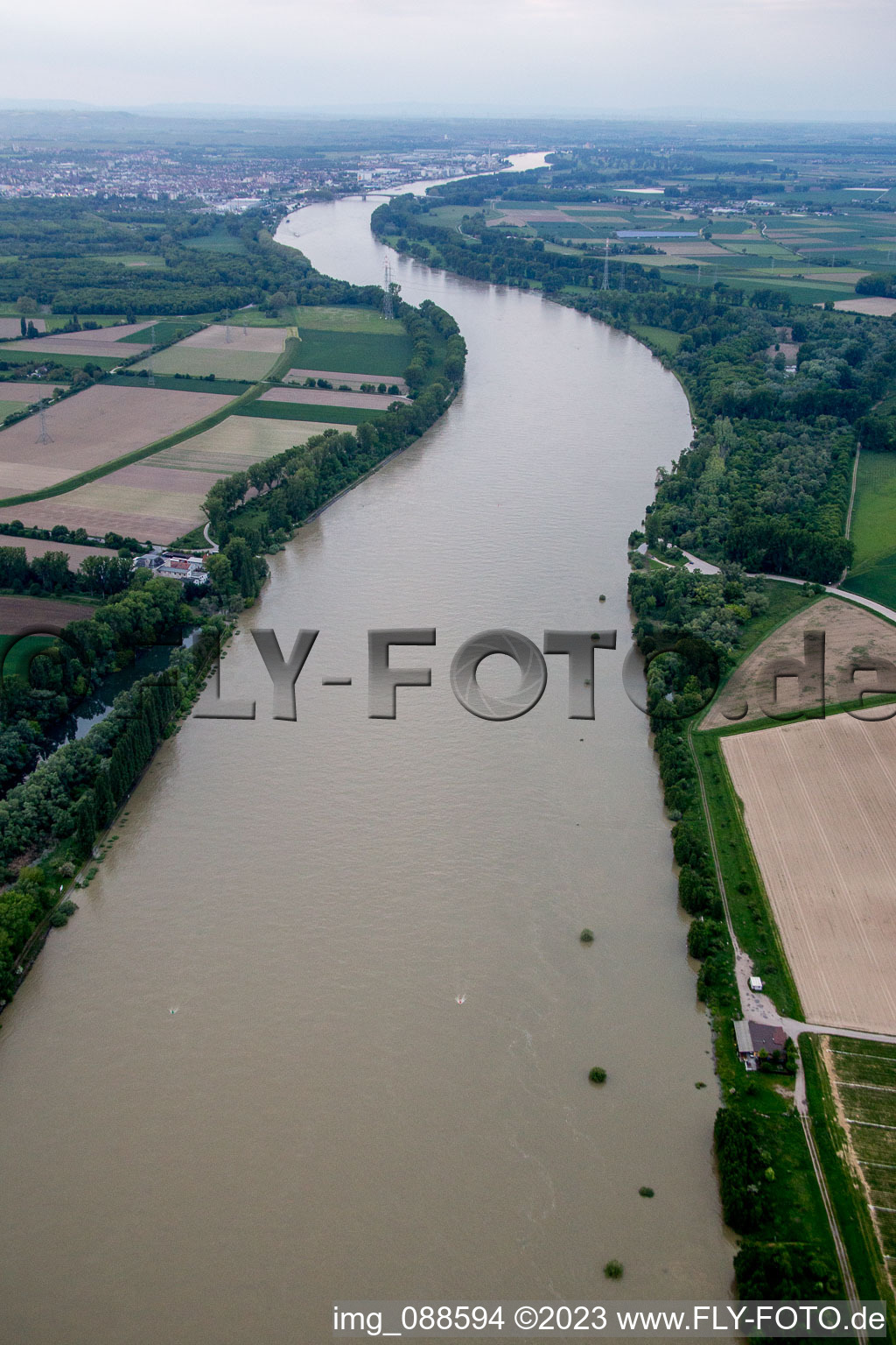 Petersau im Bundesland Rheinland-Pfalz, Deutschland aus der Luft betrachtet