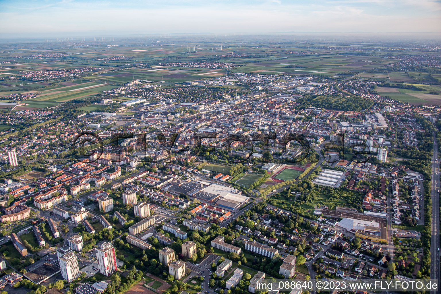 Luftbild von Frankenthal im Bundesland Rheinland-Pfalz, Deutschland
