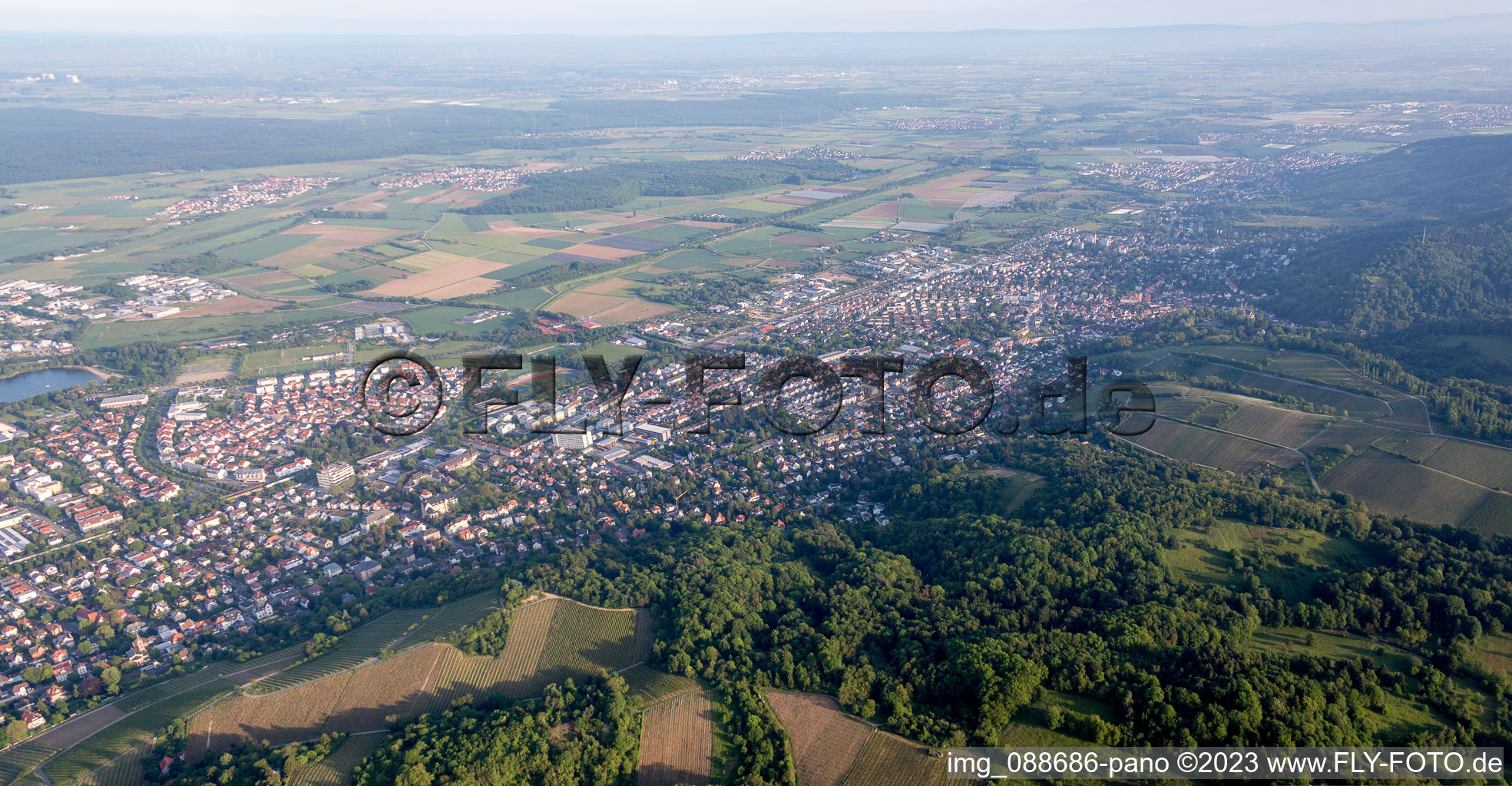 Bensheim im Bundesland Hessen, Deutschland von der Drohne aus gesehen