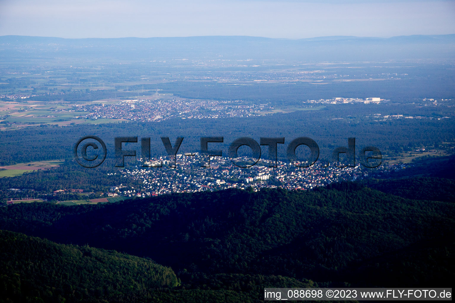 Luftbild von Seeheim-Jugenheim im Bundesland Hessen, Deutschland
