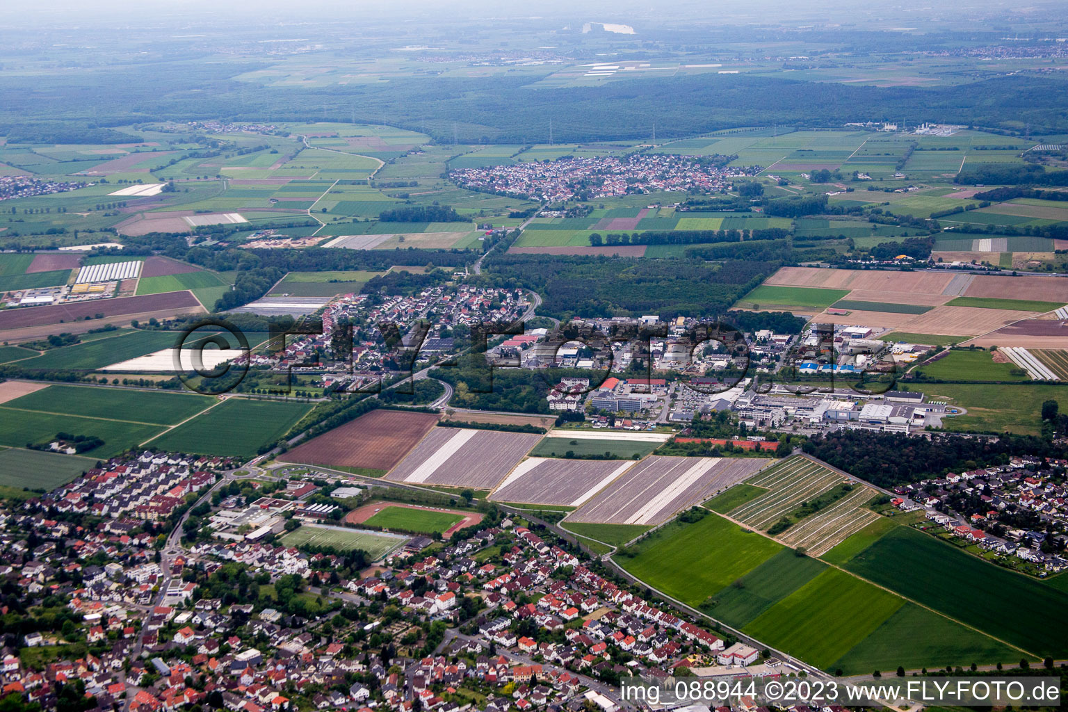 Luftaufnahme von Jugenheim an der Bergstrasse im Bundesland Hessen, Deutschland