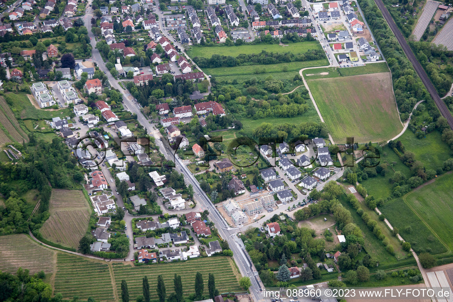 Zwingenberg im Bundesland Hessen, Deutschland aus der Drohnenperspektive