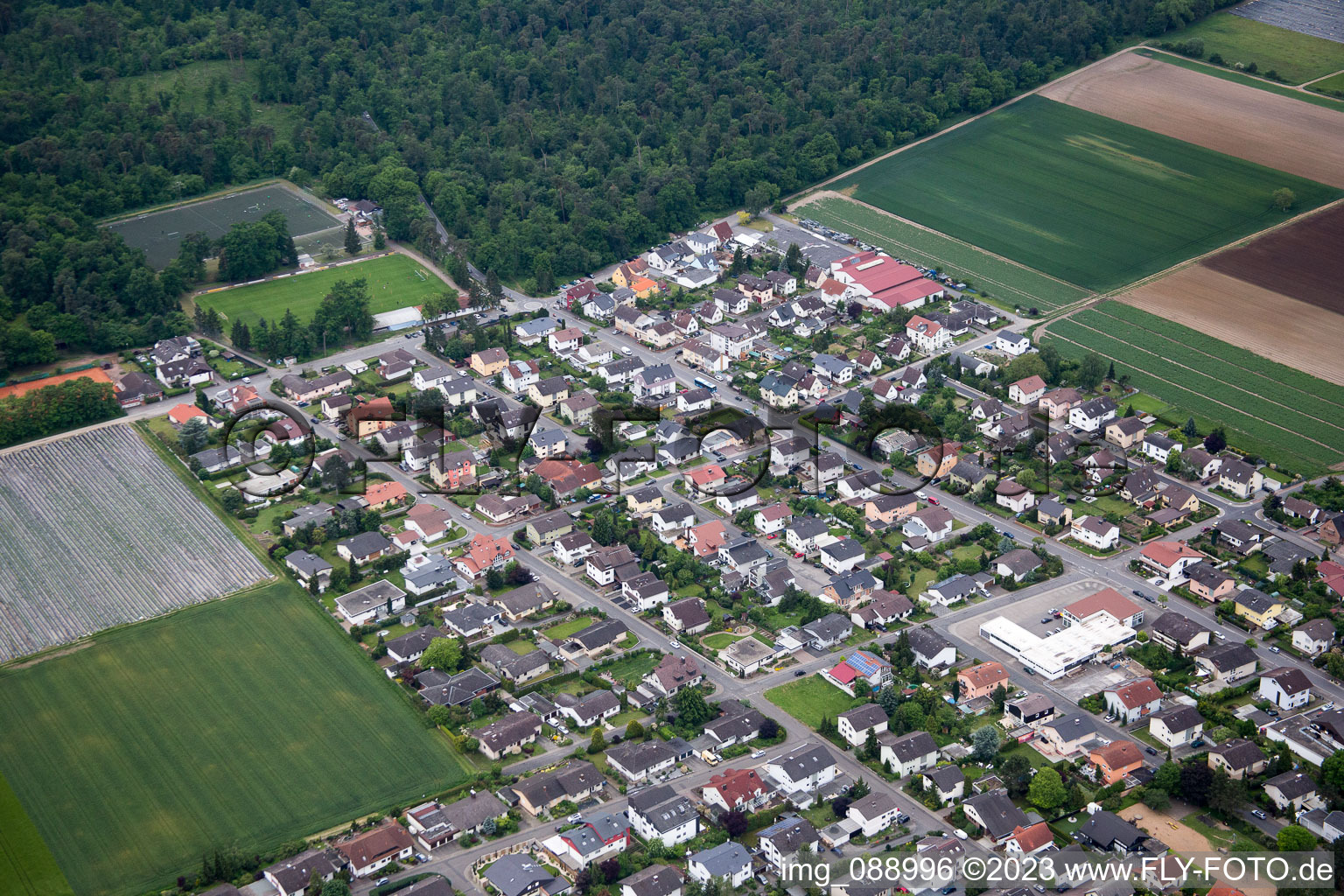 Einhausen im Bundesland Hessen, Deutschland von oben gesehen