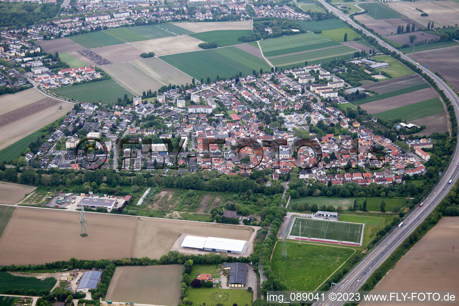 Luftbild von Ortsteil Mörsch in Frankenthal im Bundesland Rheinland-Pfalz, Deutschland